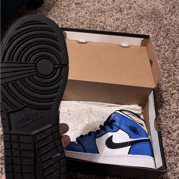 Jordan 1 - Picture 4 of 7